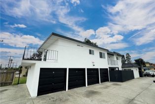 Residential Income, 17412 Dairyview cir, Huntington Beach, CA 92647 - 2