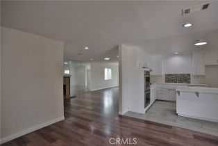 Single Family Residence, 8161 Terry dr, Huntington Beach, CA 92647 - 10