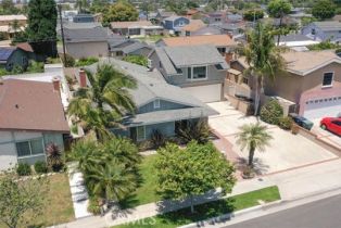 Single Family Residence, 8161 Terry dr, Huntington Beach, CA 92647 - 4