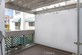 Single Family Residence, 19412 Pompano ln, Huntington Beach, CA 92648 - 11