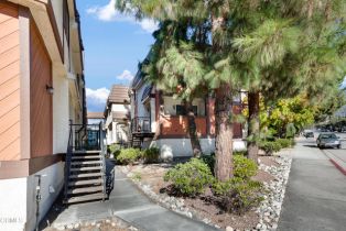 Residential Income, 3819 La Crescenta ave, Glendale, CA 91214 - 3