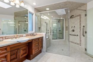 Single Family Residence, 3333 Country Club dr, Glendale, CA 91208 - 25