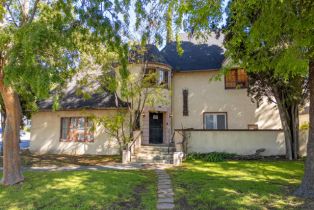 Single Family Residence, 1815  E Mountain ST, Pasadena, CA  Pasadena, CA 91104