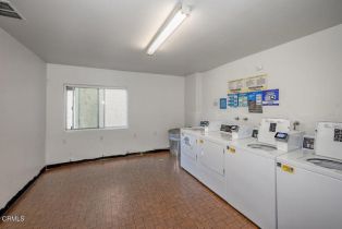 Condominium, 5460 White Oak ave, Encino, CA 91316 - 18