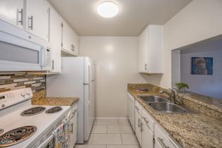 Condominium, 5460 White Oak ave, Encino, CA 91316 - 7
