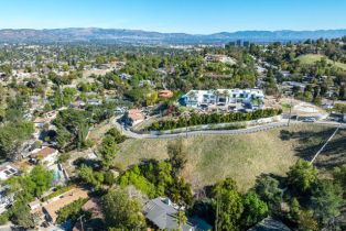 , 4845 Calderon rd, Woodland Hills, CA 91364 - 45