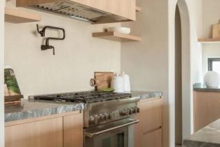 Single Family Residence, 3936 Elma rd, Pasadena, CA 91107 - 10