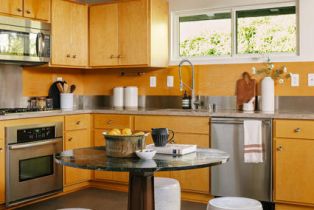 Single Family Residence, 19733 Victory blvd, Woodland Hills, CA 91367 - 10