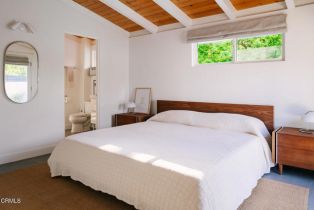 Single Family Residence, 19733 Victory blvd, Woodland Hills, CA 91367 - 14