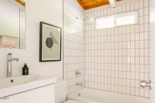 Single Family Residence, 19733 Victory blvd, Woodland Hills, CA 91367 - 18