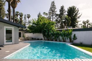 Single Family Residence, 19733 Victory blvd, Woodland Hills, CA 91367 - 23