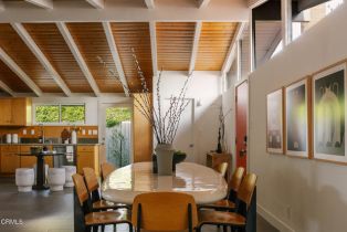 Single Family Residence, 19733 Victory blvd, Woodland Hills, CA 91367 - 9