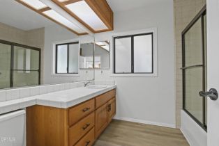 Single Family Residence, 5131 Greenbush ave, Sherman Oaks, CA 91423 - 12