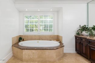 Single Family Residence, 15450 Briarwood dr, Sherman Oaks, CA 91403 - 32