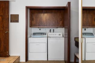 Single Family Residence, 339 Patrician way, Pasadena, CA 91105 - 10