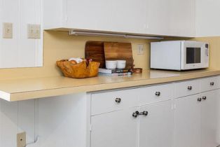 Single Family Residence, 1199 Arden rd, Pasadena, CA 91106 - 11