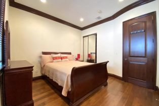 Single Family Residence, 4526 Katherine ave, Sherman Oaks, CA 91423 - 32