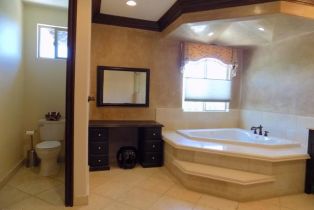 Single Family Residence, 4526 Katherine ave, Sherman Oaks, CA 91423 - 44