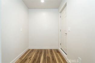 Single Family Residence, 3251 Vickers dr, Glendale, CA 91208 - 9