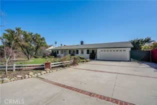 Single Family Residence, 17342 San Fernando Mission blvd, Granada Hills, CA 91344 - 3