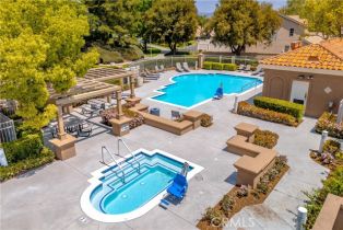 Single Family Residence, 32000 Corte Sagunto, Temecula, CA 92592 - 50