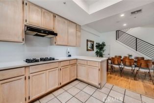 Condominium, 2461 Oneida st, Pasadena, CA 91107 - 9