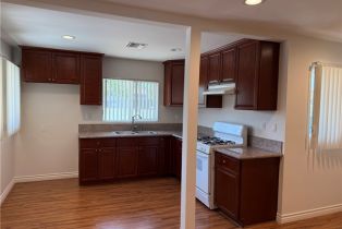 , 465 Marengo ave, Pasadena, CA 91101 - 5