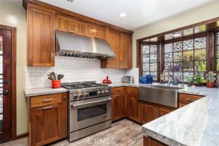 Single Family Residence, 881 Country Club dr, Burbank, CA 91501 - 10