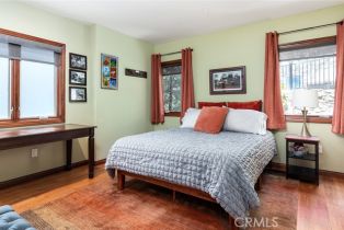 Single Family Residence, 881 Country Club dr, Burbank, CA 91501 - 12