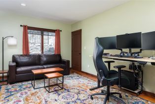 Single Family Residence, 881 Country Club dr, Burbank, CA 91501 - 14