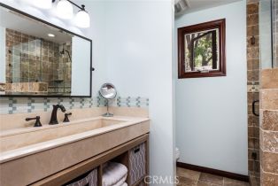 Single Family Residence, 881 Country Club dr, Burbank, CA 91501 - 19