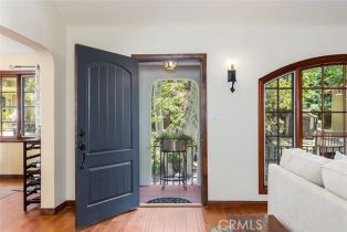 Single Family Residence, 881 Country Club dr, Burbank, CA 91501 - 2