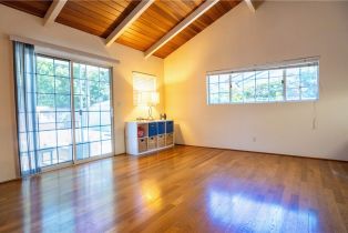 Single Family Residence, 4318 Jacaranda ave, Burbank, CA 91505 - 9