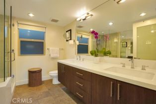 Condominium, 11023 Fruitland dr, Studio City, CA 91604 - 17