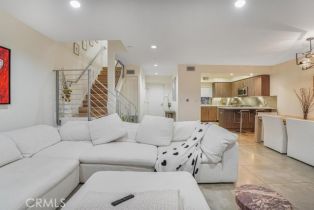 Condominium, 11023 Fruitland dr, Studio City, CA 91604 - 7