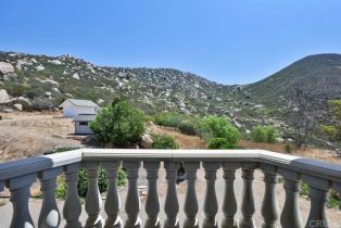 Single Family Residence, 16801 Chaparral way, Poway, CA 92064 - 38