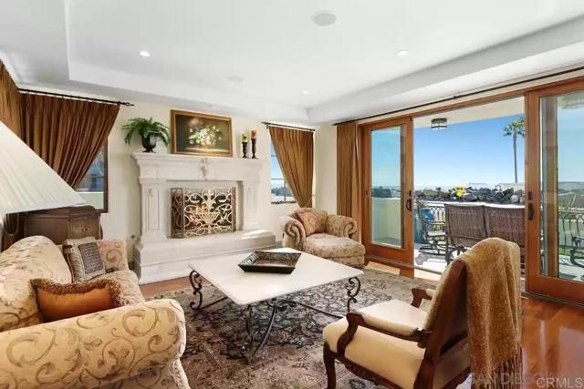 Single Family Residence, 555 Ocean, Coronado, CA 92118 - 1