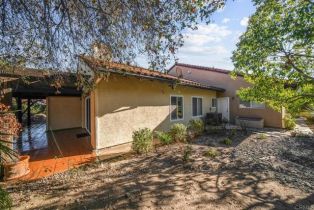 Single Family Residence, 1861 Fox Bridge ct, Fallbrook, CA 92028 - 37