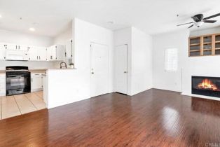 Condominium, 26364 Arboretum way, Murrieta, CA 92563 - 4