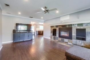 Single Family Residence, 13522 Utopia rd, Poway, CA 92064 - 4