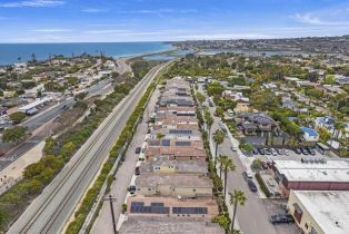 Single Family Residence, 417 Cedros ave, Solana Beach, CA 92075 - 4