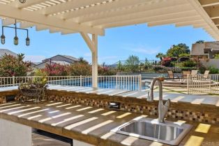 Single Family Residence, 17214 Tam O Shanter dr, Poway, CA 92064 - 12