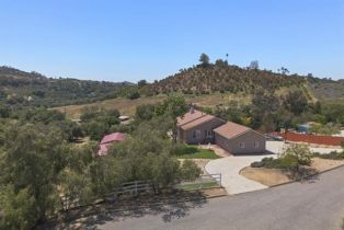 Single Family Residence, 11112 Calgary way, Valley Center, CA 92082 - 4