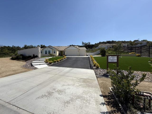 Single Family Residence, 27983 Evergreen way, Valley Center, CA 92082 - 1