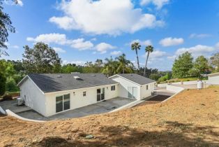 Single Family Residence, 2125 Stage Coach ln, Fallbrook, CA 92028 - 15