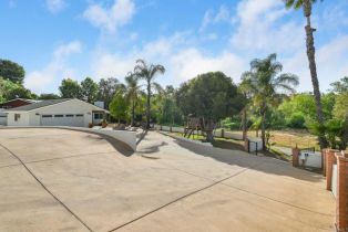 Single Family Residence, 2125 Stage Coach ln, Fallbrook, CA 92028 - 18