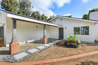 Single Family Residence, 2125 Stage Coach ln, Fallbrook, CA 92028 - 2