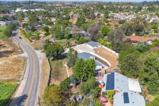Single Family Residence, 2125 Stage Coach ln, Fallbrook, CA 92028 - 30