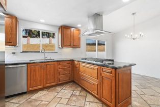 Single Family Residence, 2125 Stage Coach ln, Fallbrook, CA 92028 - 7