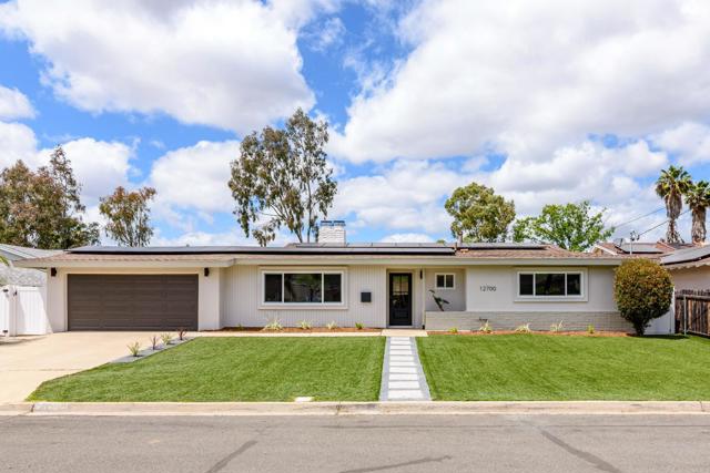 Single Family Residence, 12700 Soule st, Poway, CA 92064 - 1